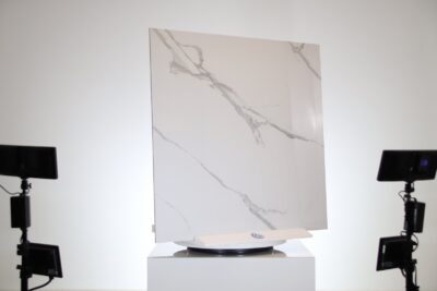 Miglior pavimento bianco in gres porcellanato lucido effetto marmo statuario calacatta 100 x 100 cm. - immagine 5