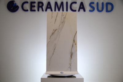 Pavimento effetto marmo calacatta bianco vena oro e argento gres porcellanato 120 x 60 cm. - immagine 3