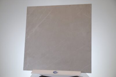 Pavimento gres porcellanato da interno effetto marmo Blake venato bianco 90 x 90 cm. rettificato - immagine 9