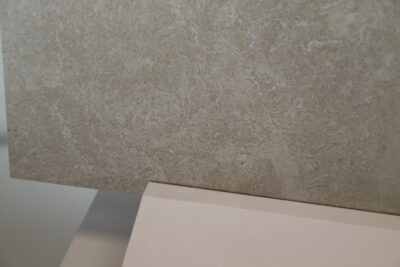 Pavimento gres porcellanato da interno effetto pietra beige rettificato 90 x 90 cm. - immagine 14